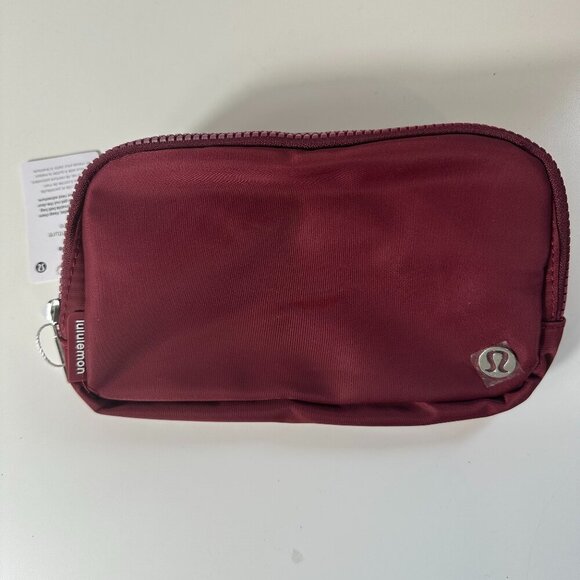 NEW LULULEMON Everywhere Belt Bag Maroon Wine Sling Crossbody Fanny - Picture 1 of 9